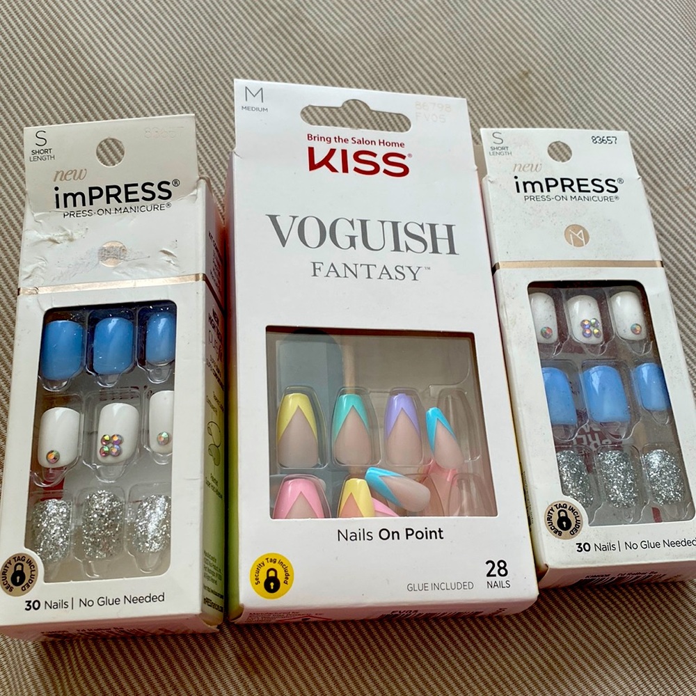 Brand new Impress short and Kiss medium press on nails